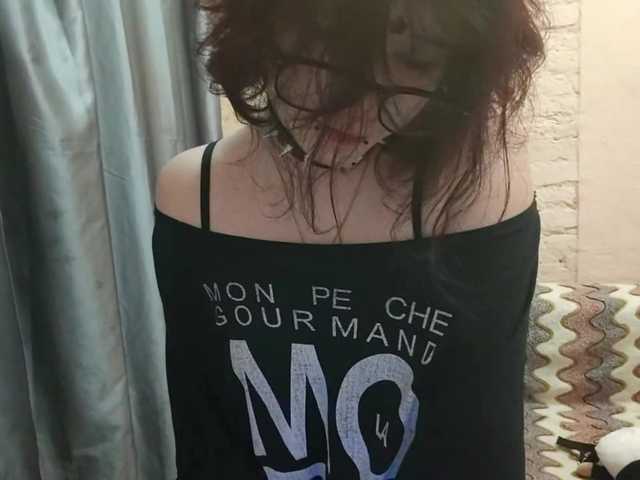 FinnyMonson live cam on BongaCams
