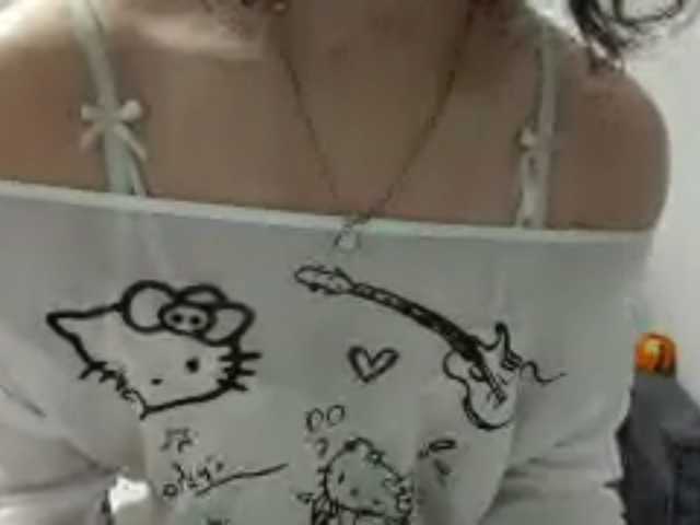 ElinJole live cam on BongaCams