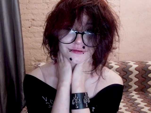 FinnyMonson live cam on BongaCams