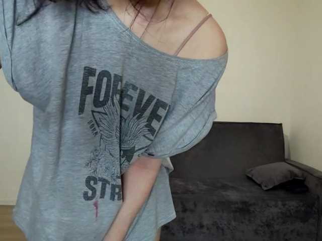 FinnyMonson live cam on BongaCams