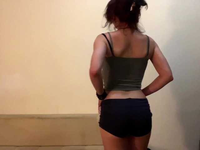 FinnyMonson live cam on BongaCams