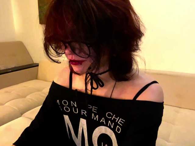 FinnyMonson live cam on BongaCams