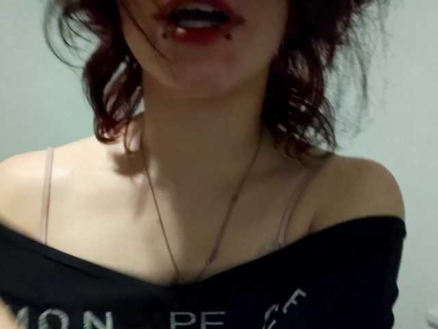 FinnyMonson live cam on BongaCams