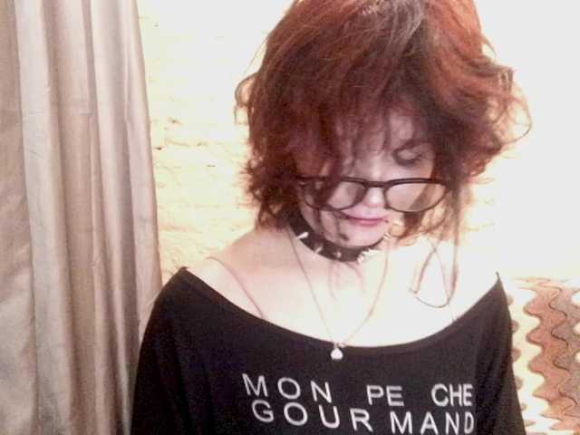 FinnyMonson live cam on BongaCams