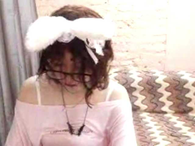 FinnyMonson live cam on BongaCams