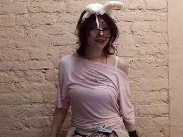 FinnyMonson live cam on BongaCams
