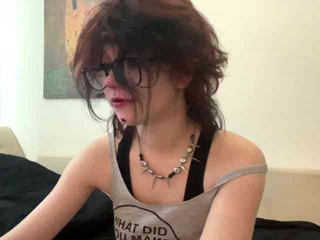 MilaRoshen webcam