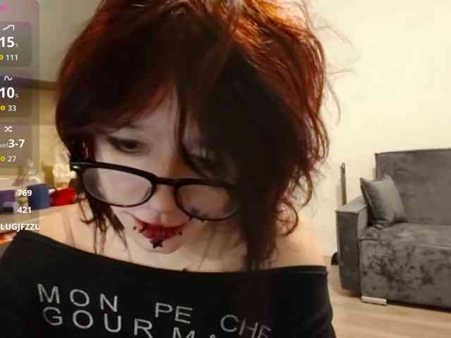 MilaRoshen webcam