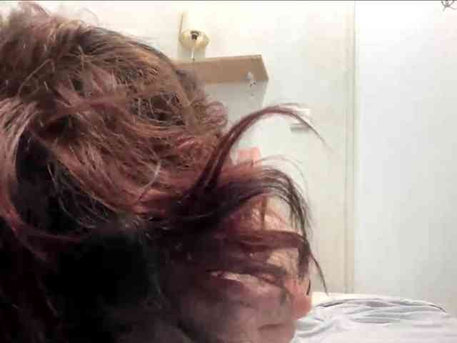 MilaRoshen webcam