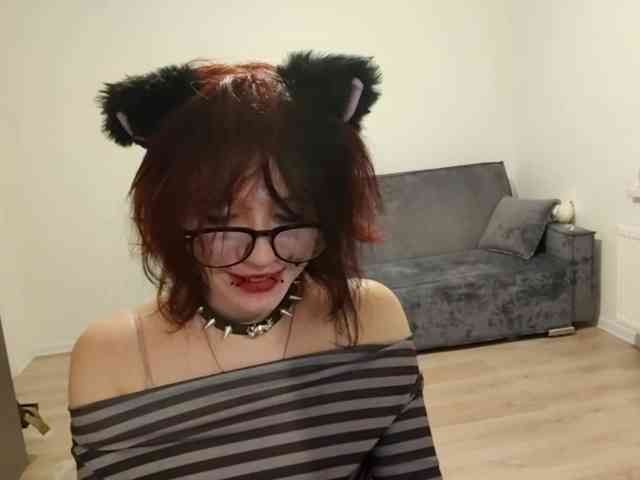 MilaRoshen webcam