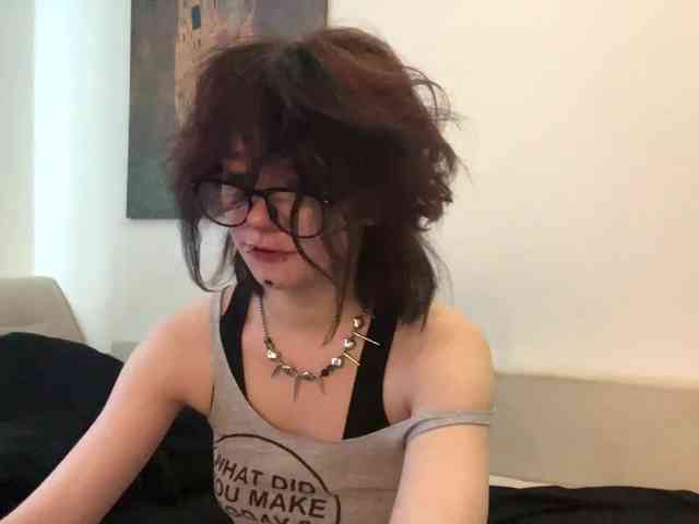 MilaRoshen webcam