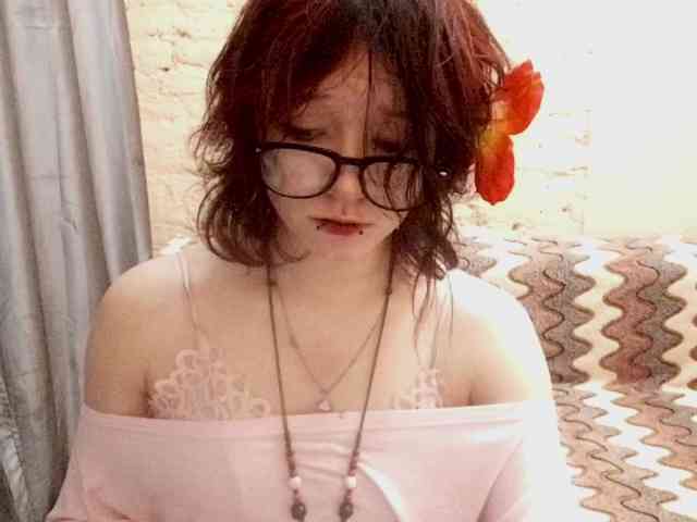 FinnyMonson Live Webcam on BongaCams