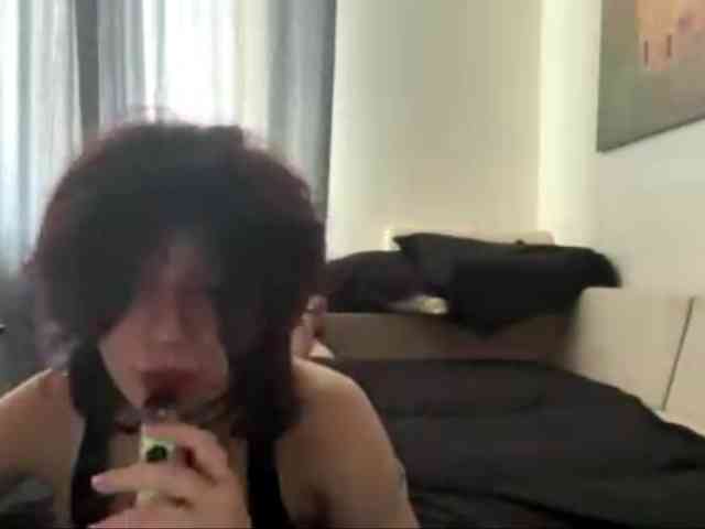 MilaRoshen webcam
