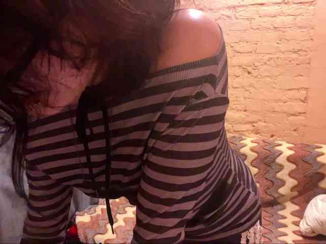 MilaRoshen webcam