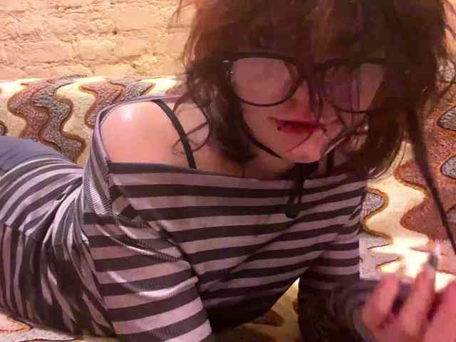MilaRoshen webcam