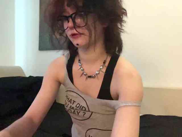 MilaRoshen webcam