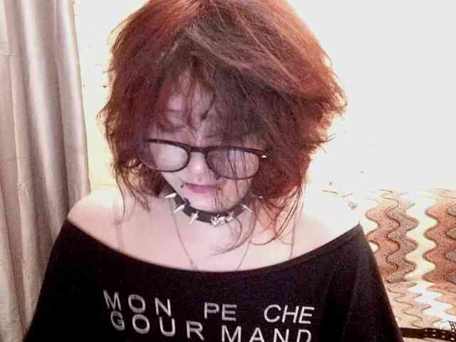 MilaRoshen webcam