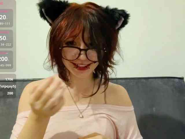 MilaRoshen webcam