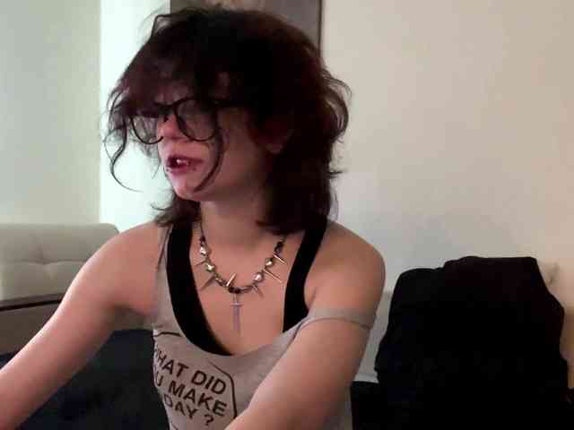 MilaRoshen webcam