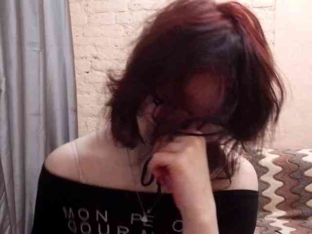 MilaRoshen webcam