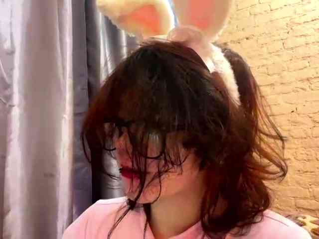 MilaRoshen webcam