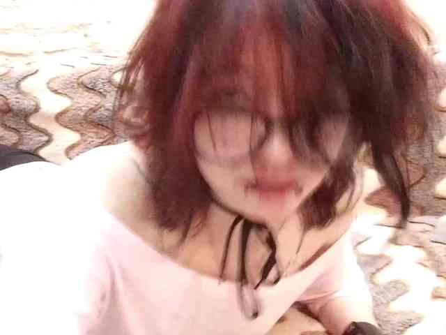 MilaRoshen webcam