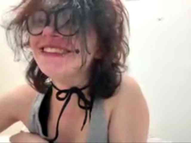 MilaRoshen webcam