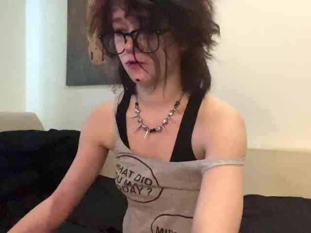 MilaRoshen webcam