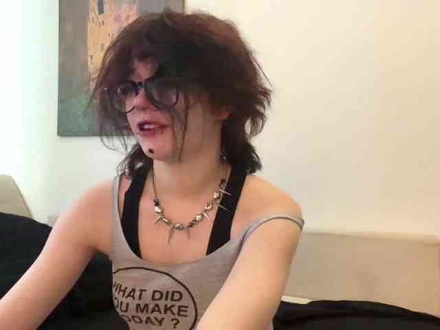 MilaRoshen webcam