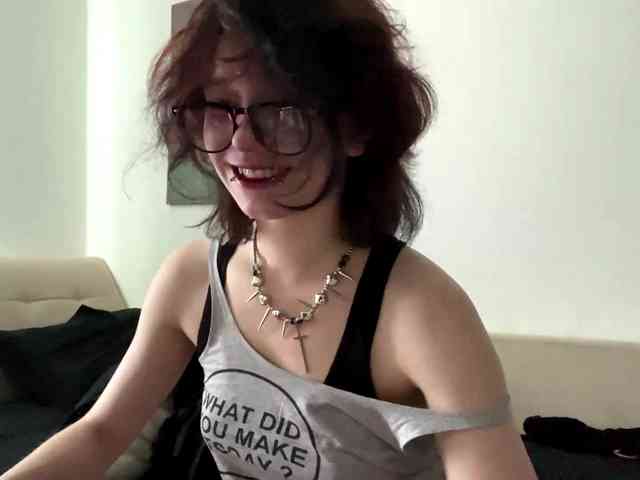 MilaRoshen webcam