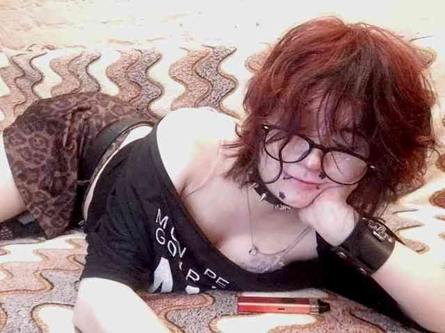 MilaRoshen webcam