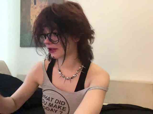 MilaRoshen webcam