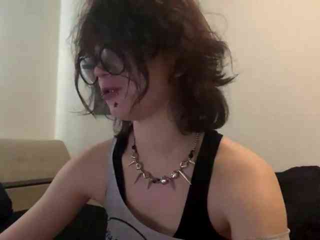 MilaRoshen webcam