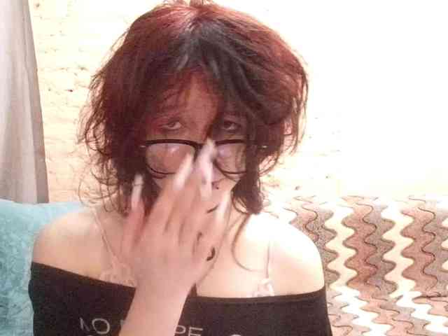 MilaRoshen webcam