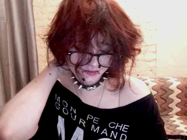 MilaRoshen webcam