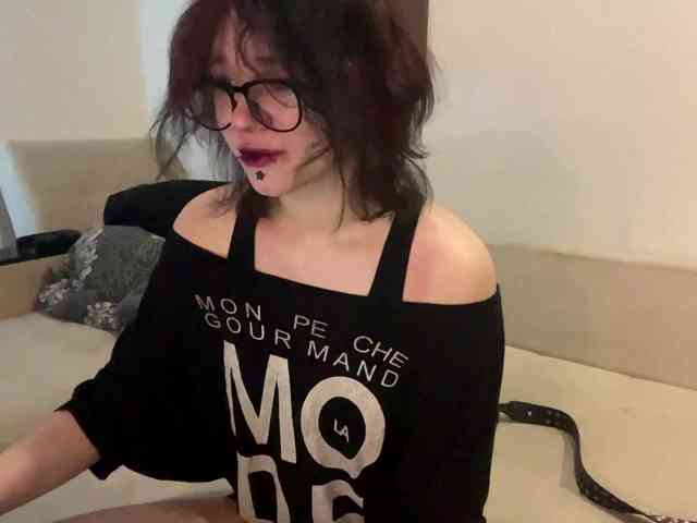 MilaRoshen webcam
