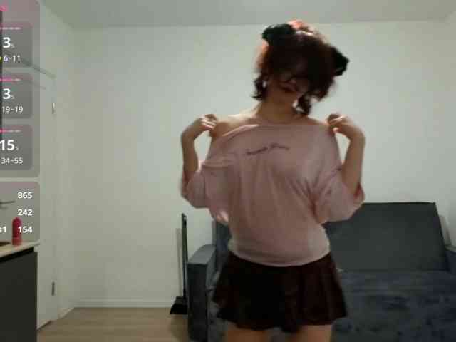 MilaRoshen webcam
