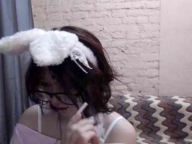 MilaRoshen webcam
