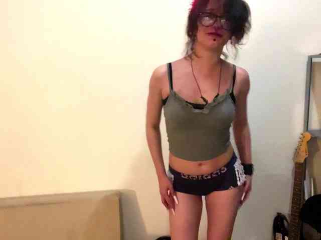Model: MilaRoshen