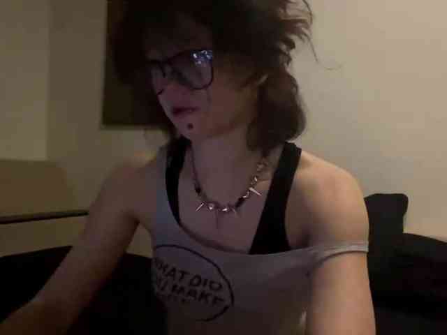 MilaRoshen webcam