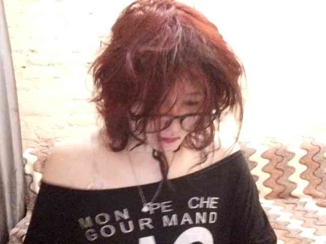 MilaRoshen webcam