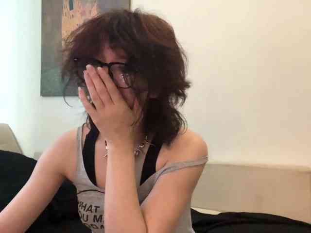 MilaRoshen webcam