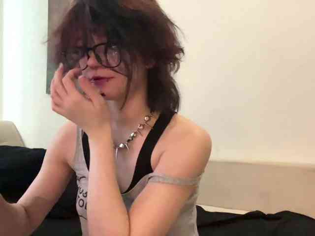 MilaRoshen webcam