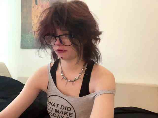 MilaRoshen webcam