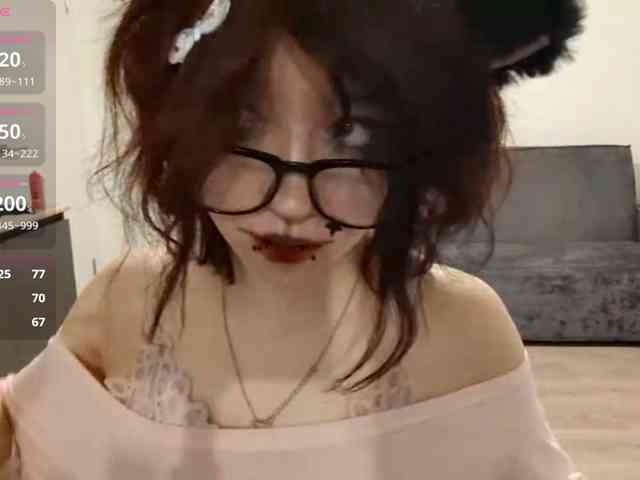 MilaRoshen webcam
