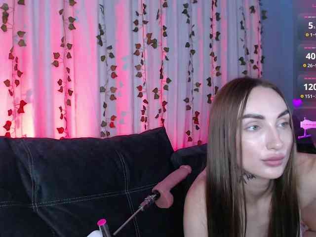 Selena-Broooks webcam
