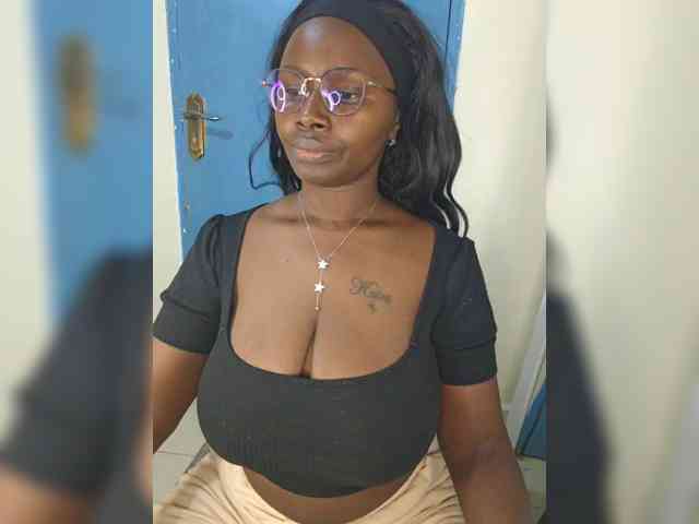 Model: Irresistiblepookie