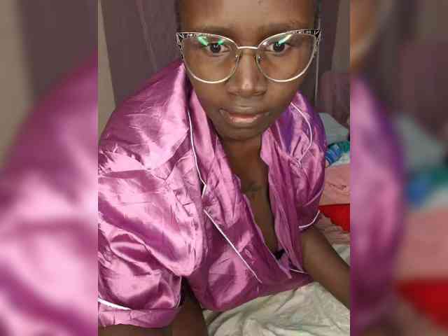 Model: Irresistiblepookie