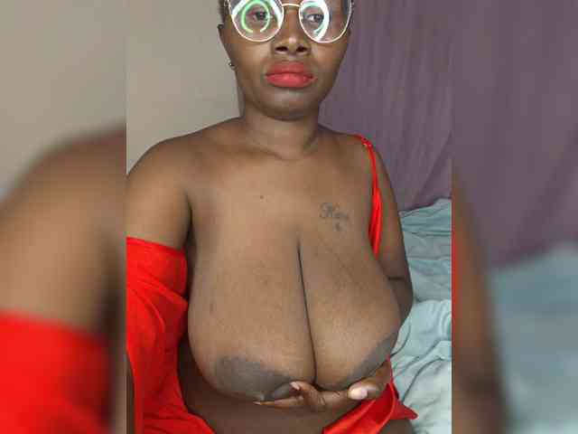Irresistiblepookie webcam