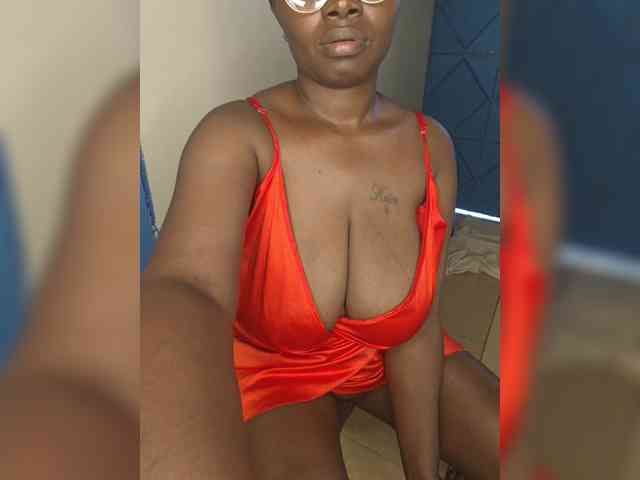Irresistiblepookie webcam